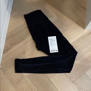 Lululemon Wunder Lounge High-Rise Tight 28" Velvet Black Size 4